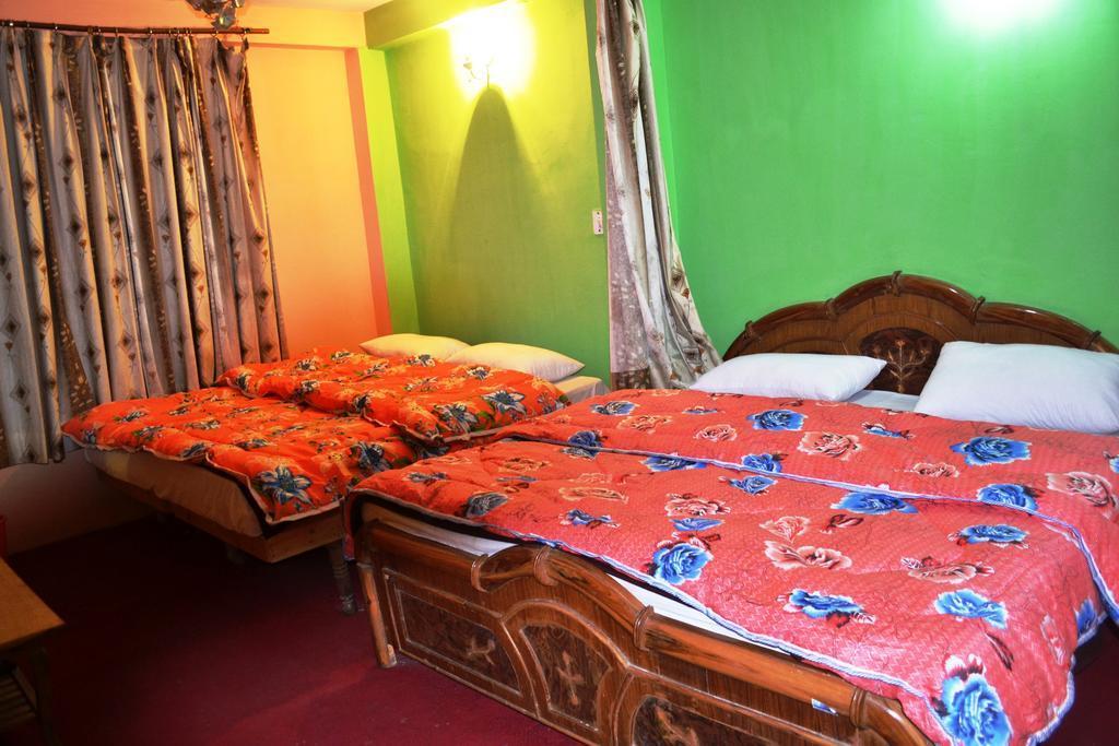 מנאלי Kunal Hotel & Cottages מראה חיצוני תמונה