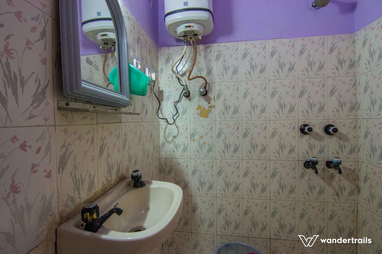 מנאלי Kunal Hotel & Cottages מראה חיצוני תמונה